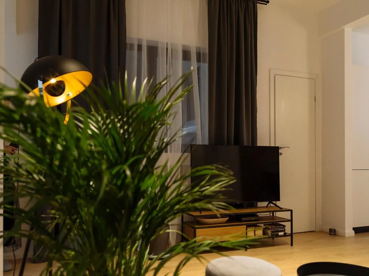 Bright 3Br Flat - Top Location - Green View Balcony Bucharest Romania