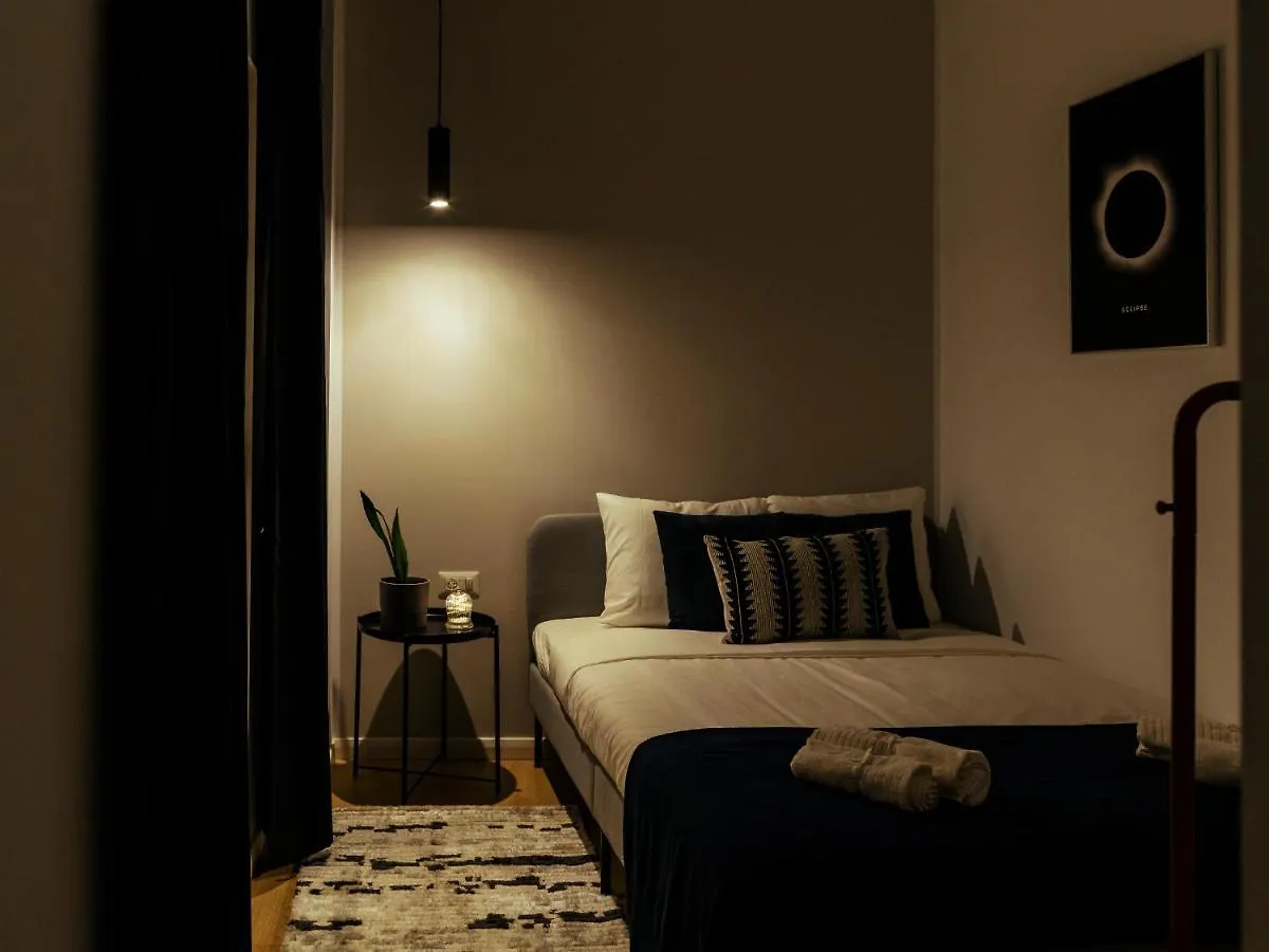 Bright 3Br Flat - Top Location - Green View Balcony Bucharest Apartment