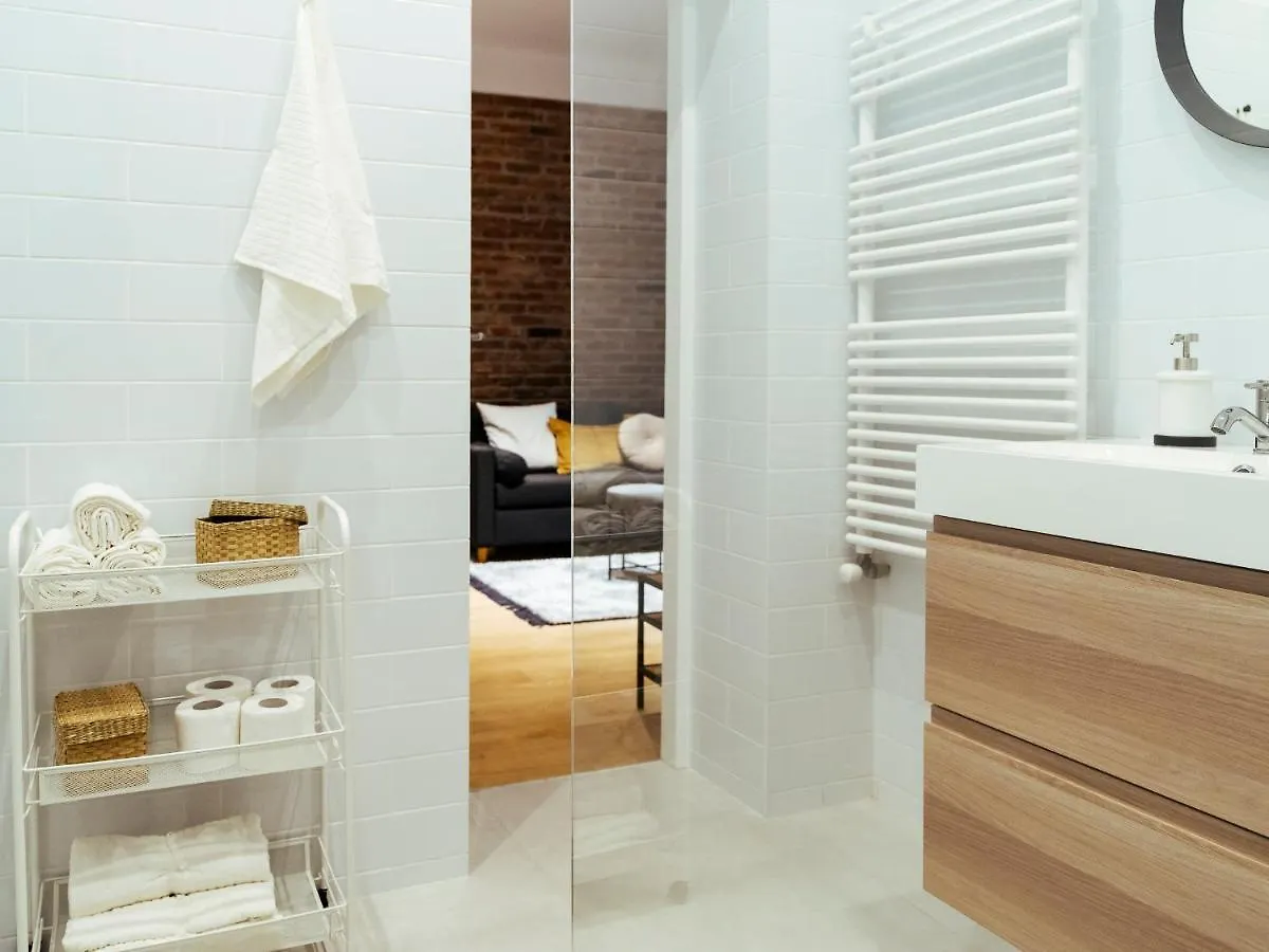 בוקרשט Bright 3Br Flat - Top Location - Green View Balcony דירה
