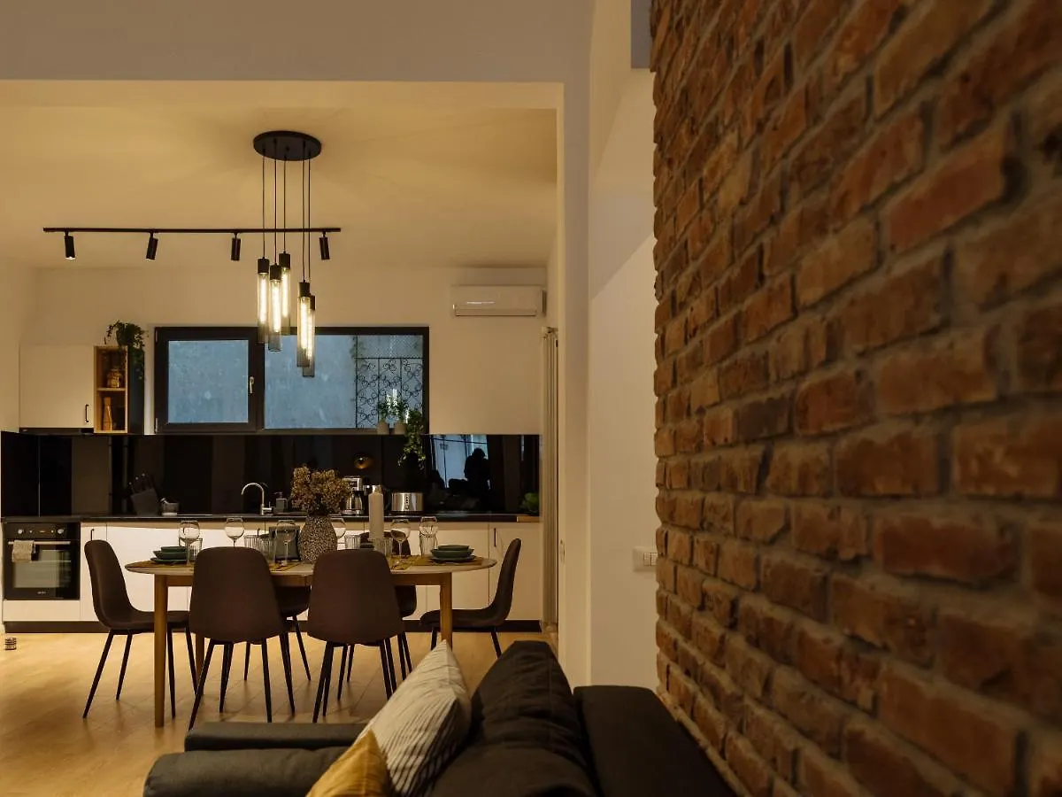Apartment Bright 3Br Flat - Top Location - Green View Balcony Bucharest Romania