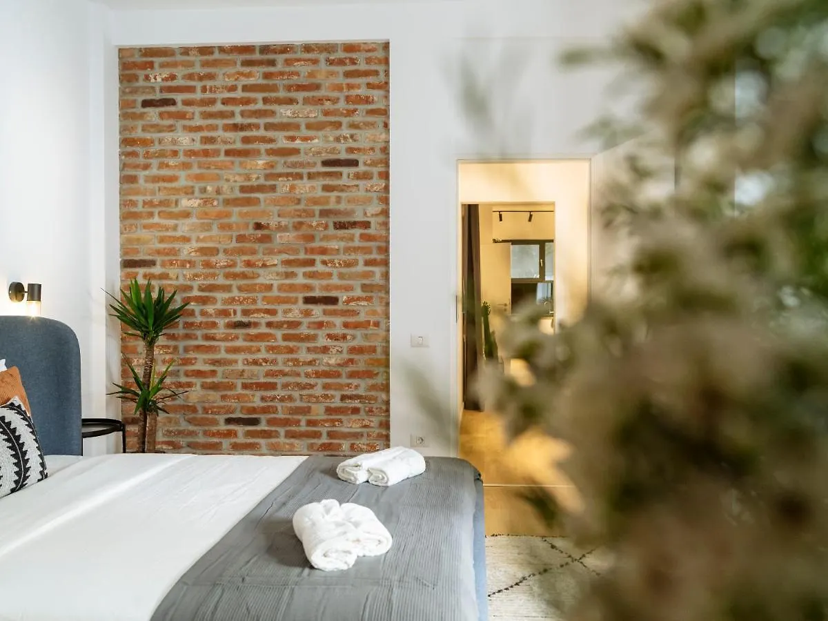 Apartment Bright 3Br Flat - Top Location - Green View Balcony Bucharest