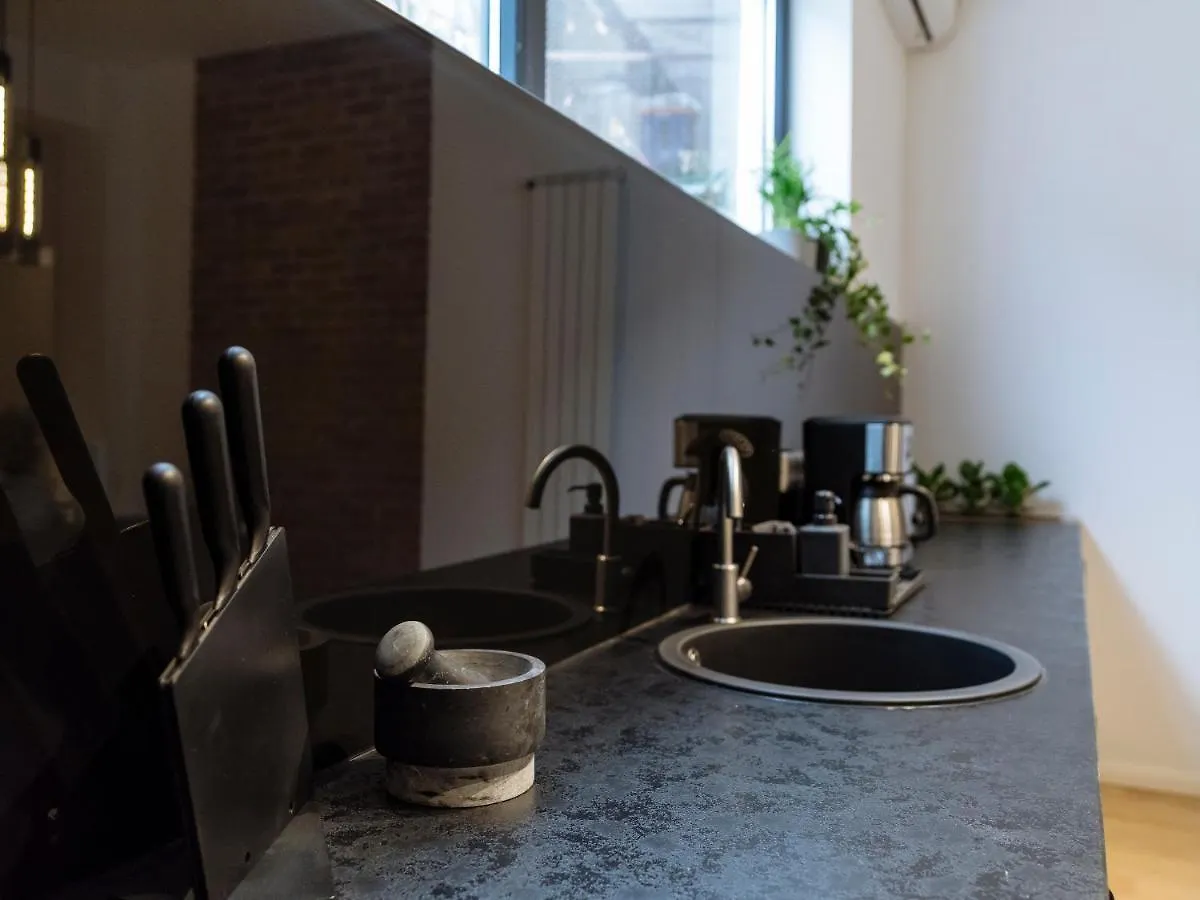 Bright 3Br Flat - Top Location - Green View Balcony Bucharest 0*,  Romania